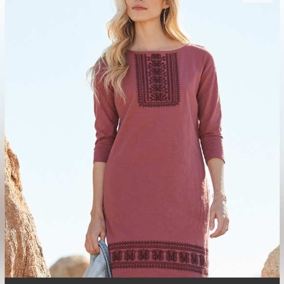 Garnet Hill Women’s Embroidered Boatneck Knit Shift Dress Sz M Boho Scandi Girl - Picture 15 of 15